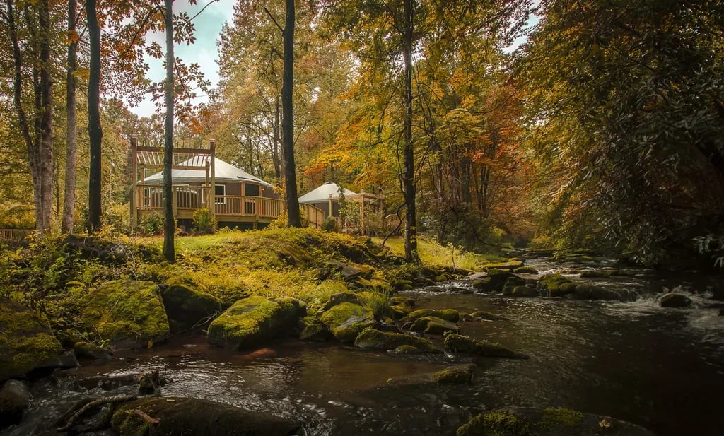 Stay Nantahala Cabins & Yurts gallery 3