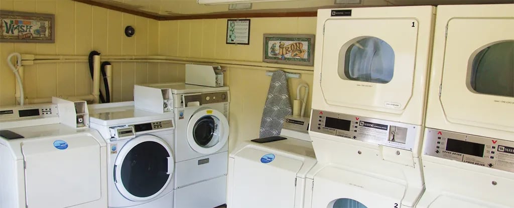 Florys Cottages & Camping gallery 3