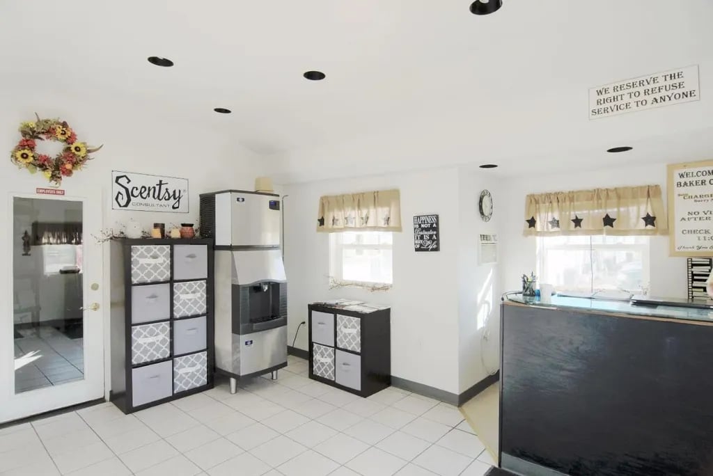 Baker City Motel & RV Center gallery 1
