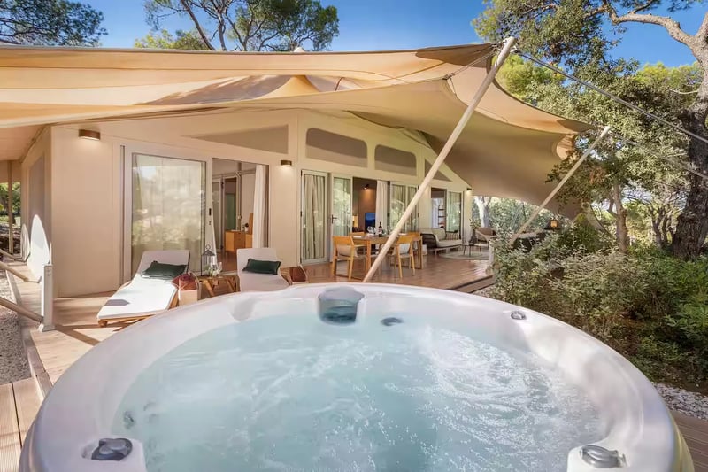 Arena One99 Glamping gallery 2