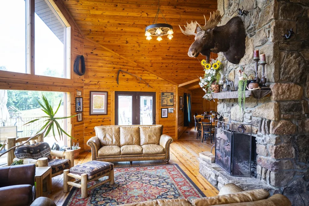 Horseshoe Canyon Ranch gallery 1