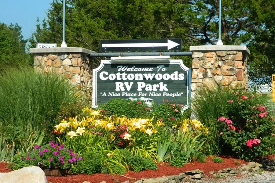 Cottonwoods RV Park & Campground