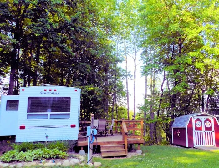 White Thorn Lodge – Family Nudist Campground gallery 3