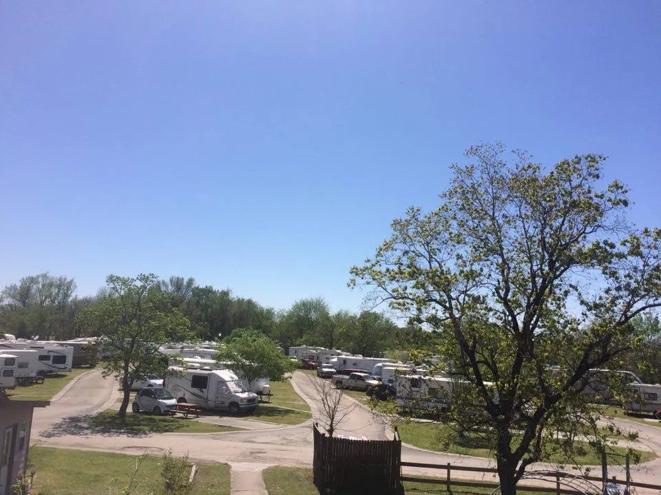 Houston Central RV Park gallery 1