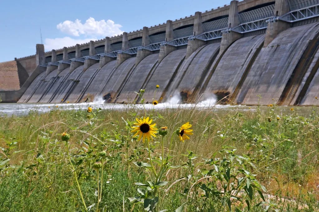 Lake Hasty Campground — John Martin Reservoir State Park gallery 2