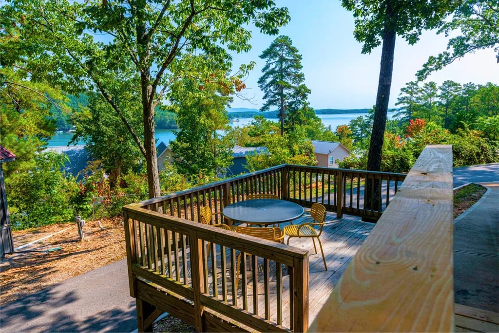 Great Escapes RV Resort Chesnut Bay