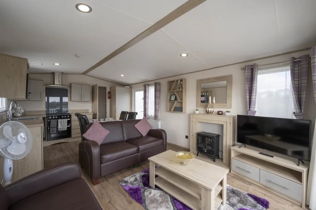 Hallcroft Fishery and Holiday Park gallery 3