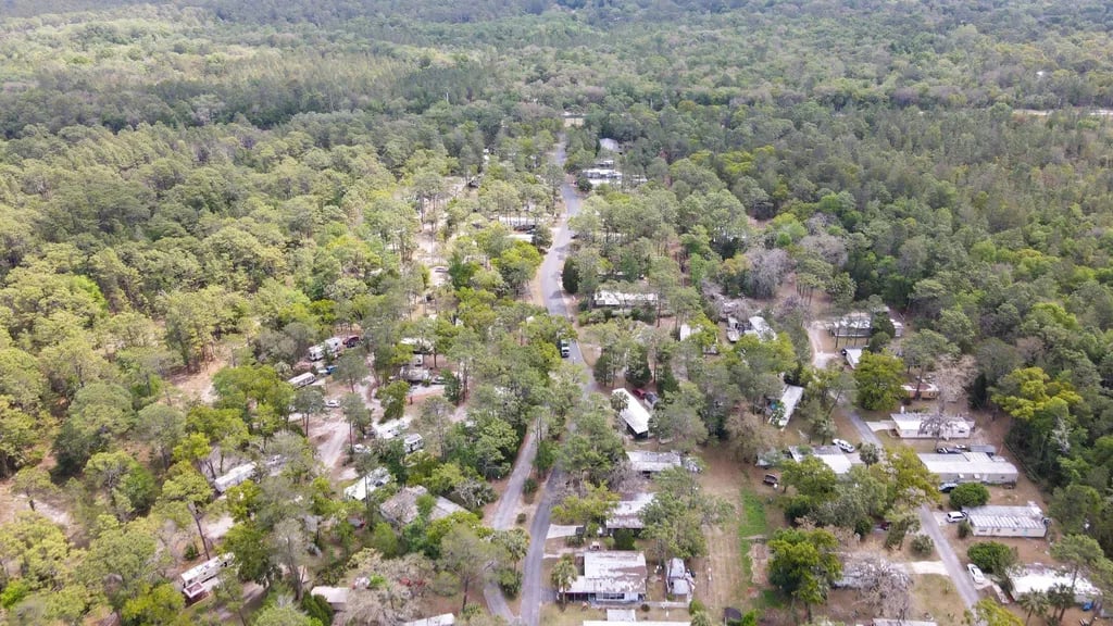 Village Pines Campground gallery 3