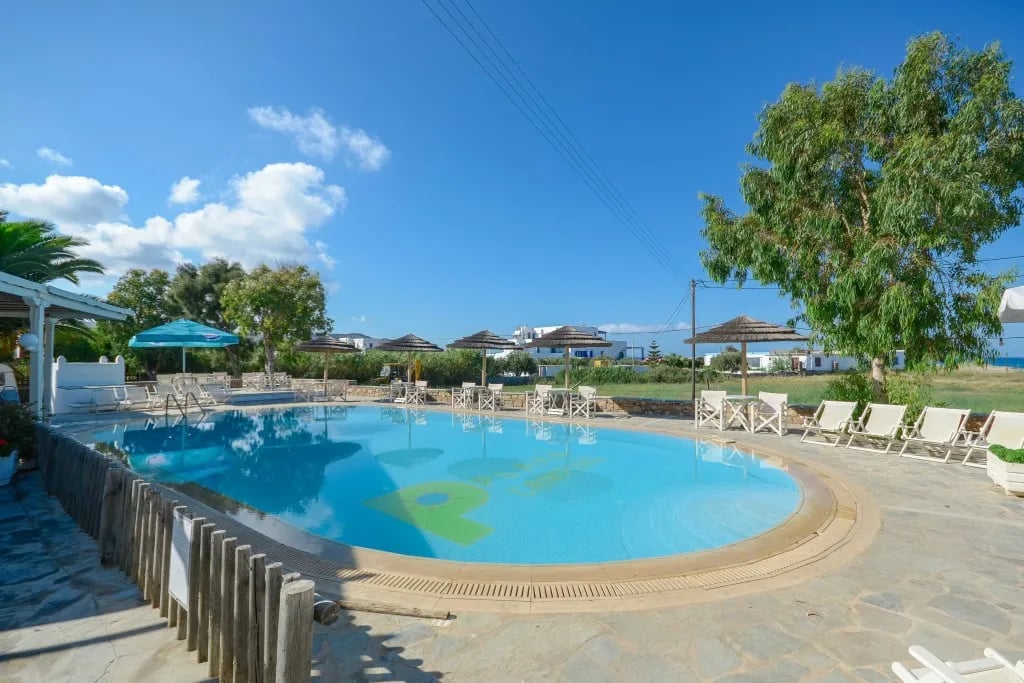 Campsite Plaka Beach gallery 3