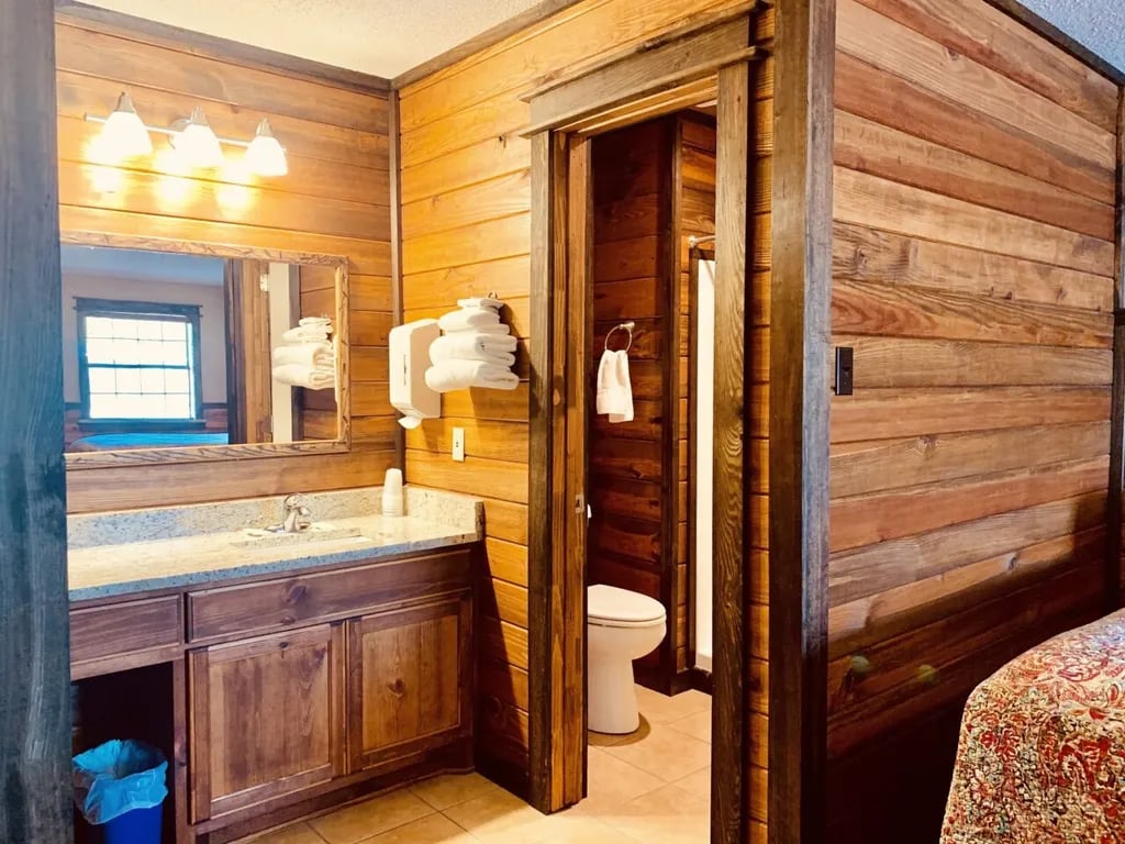 Lake Fork Marina & Motel gallery 1