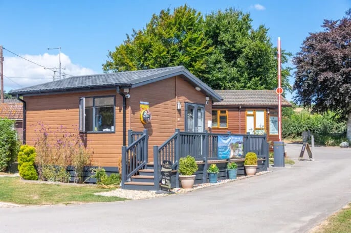 Graston Copse Holiday Park gallery 3