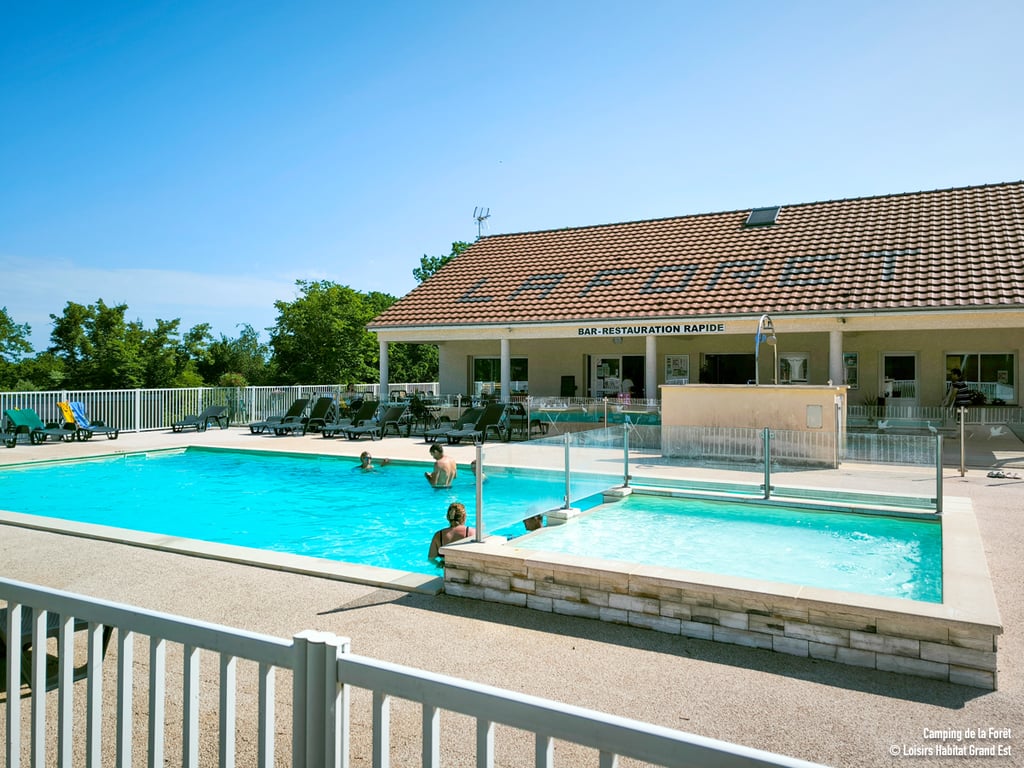 Flower Camping De La Forêt