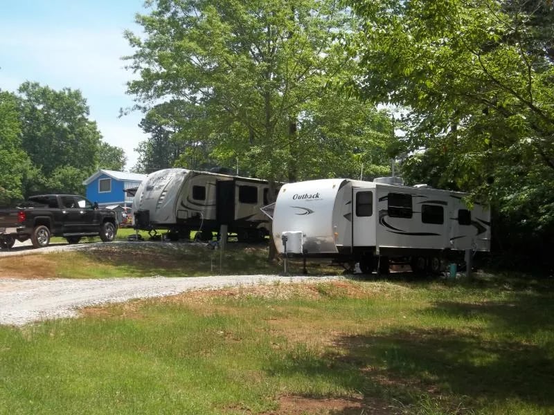 3 Creeks Campground gallery 2