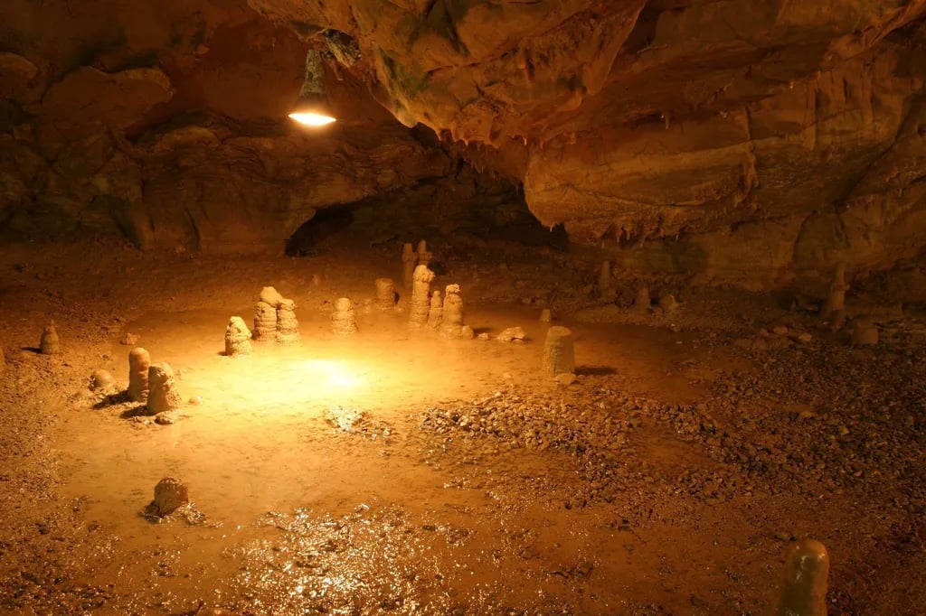 Dixie Caverns gallery 3