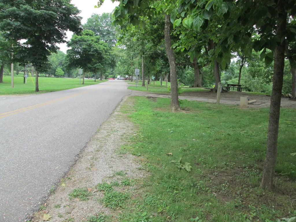 COE Bull Shoals Lake Dam Site Park gallery 2