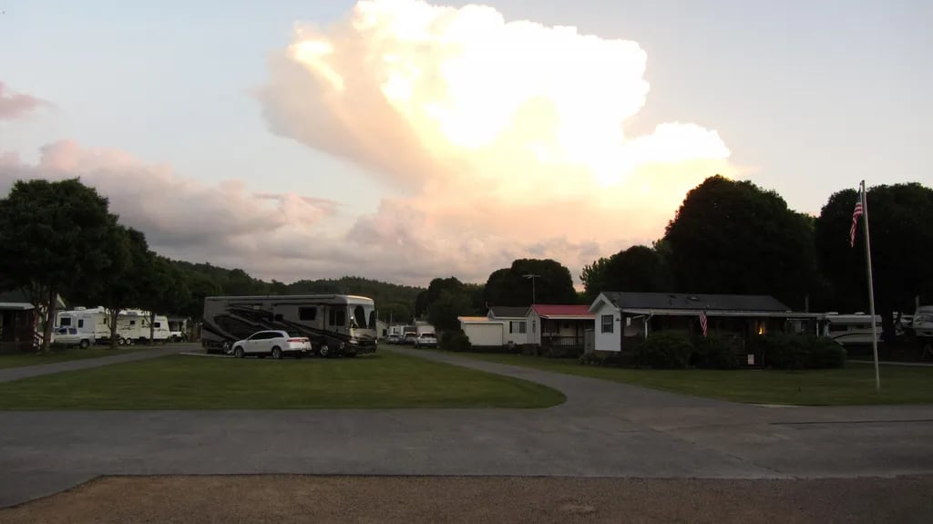 Down by the River Campground – 55+ gallery 3