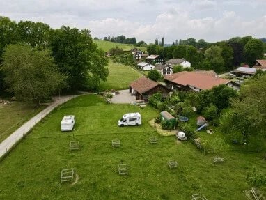 Wohnwagenstellplatz am Neubruch