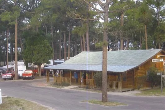 Raccoon River Campground gallery 1