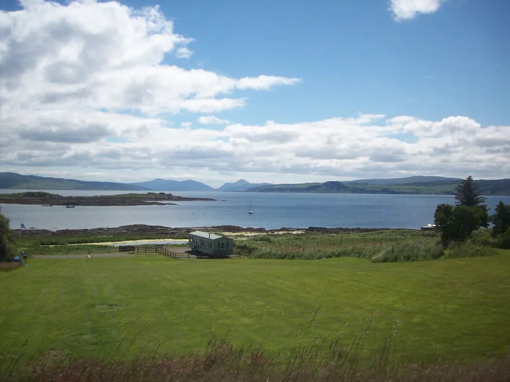 Loch Nan Al Campsite gallery 2