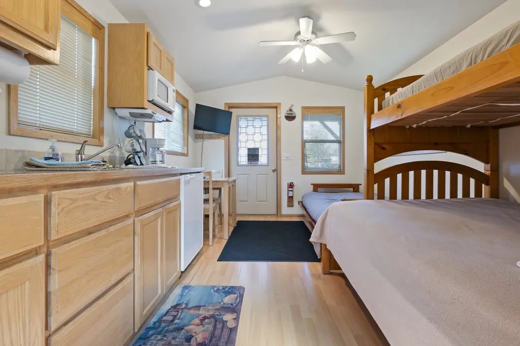 O’Sullivan Sportsman Resort gallery 3