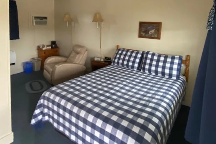 Berry Patch Cabin gallery 1