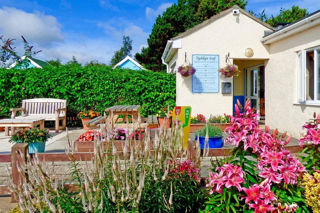 Tyddyn Isaf Caravan Park