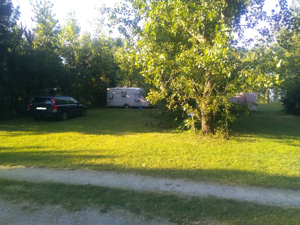 Camping les Brugues gallery 1