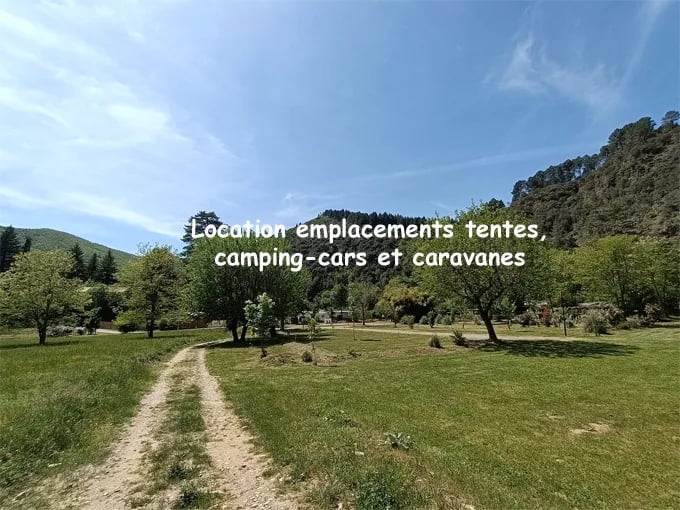 Camping du Château de l’hom gallery 1