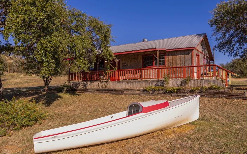 HI-Line Resort gallery 2