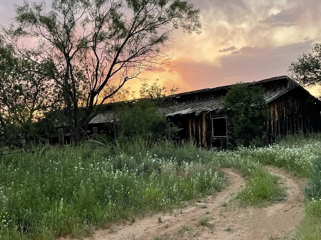 Roaring Springs Ranch Club gallery 3