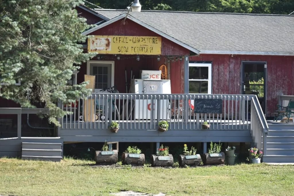 Forest Lake Campground