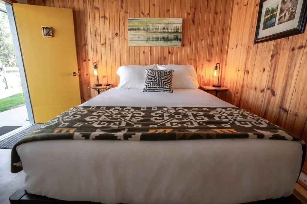 Columbia Point Resort gallery 2