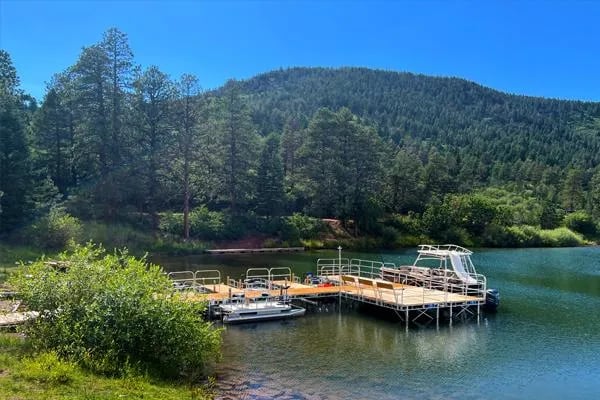 Monument Lake Resort gallery 1