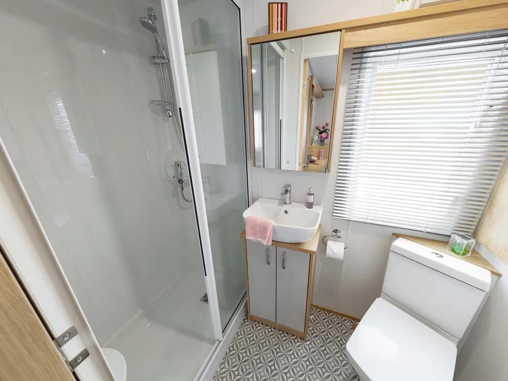 Oaklands Park gallery 1