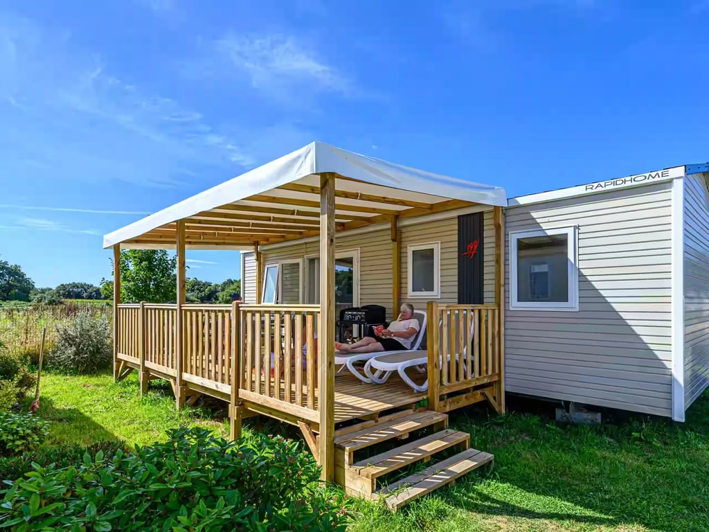 Flower Camping Kerleyou gallery 1