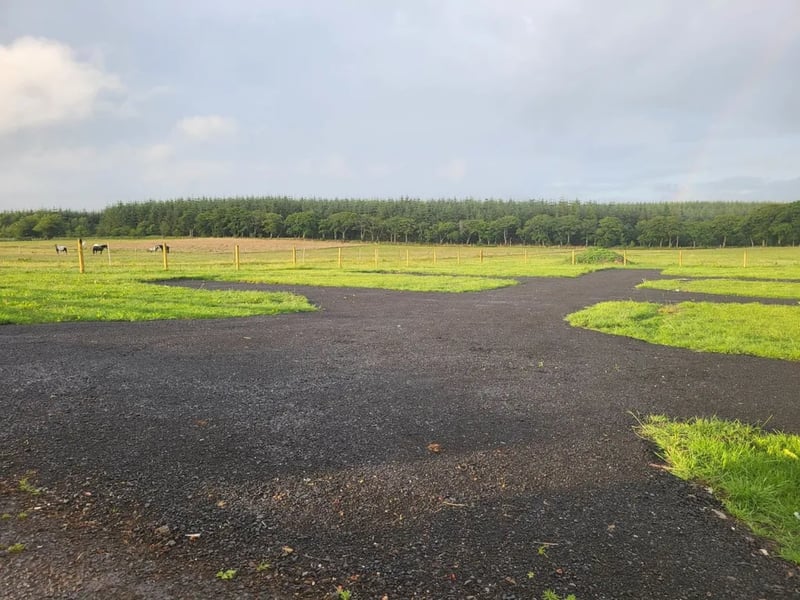 Hillend Camping and Motorhome Aire gallery 1