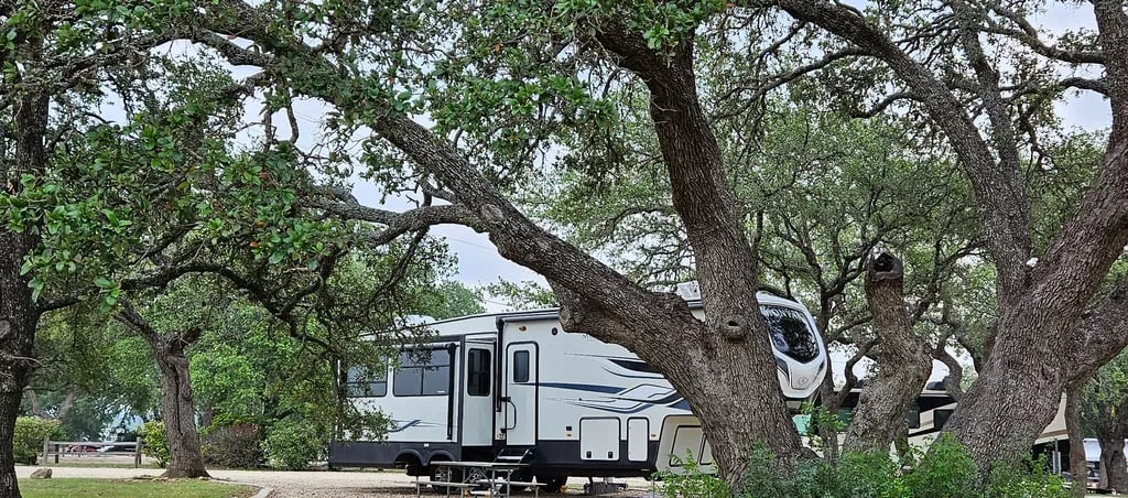 Bending Oaks Ranch RV Resort