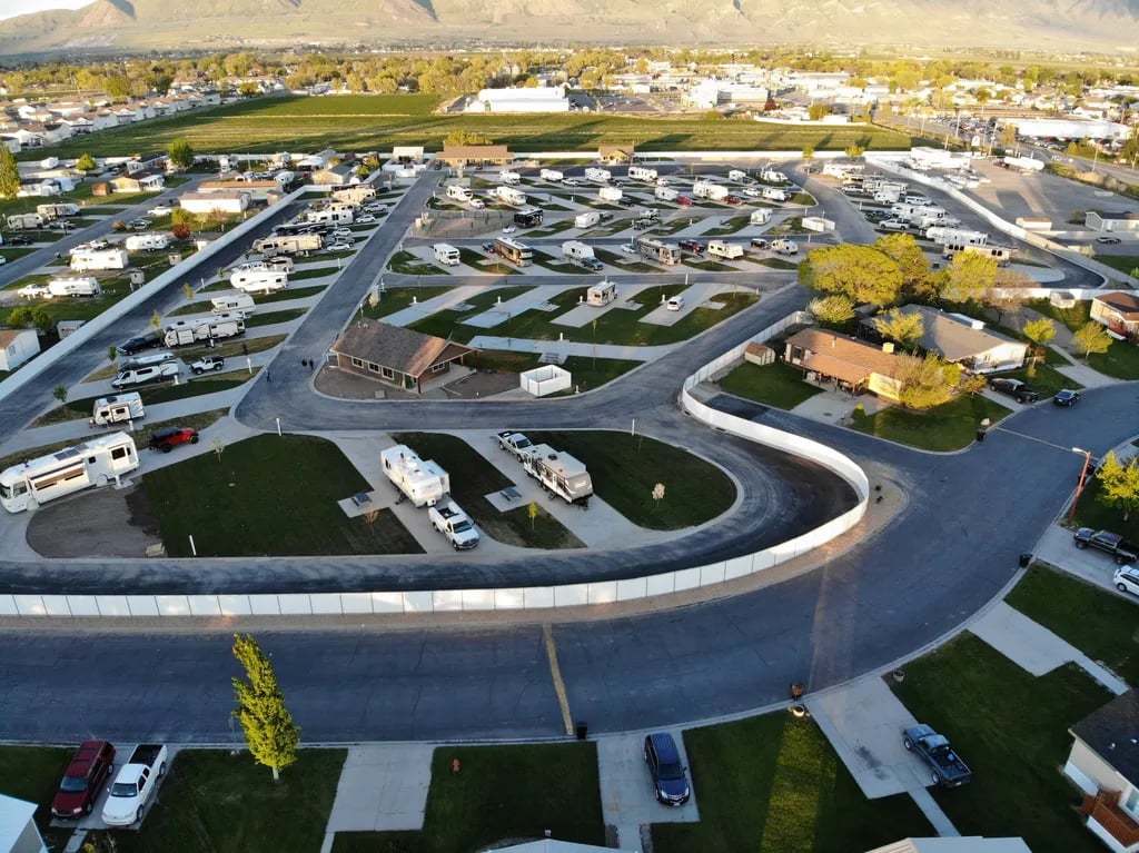 Aspen Grove RV Park gallery 2