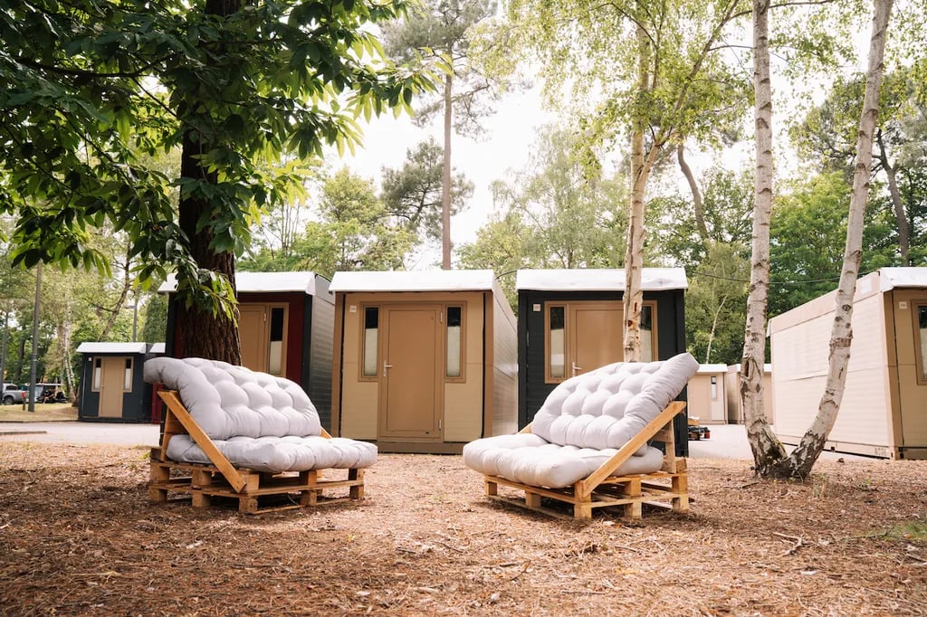 Motorsport Travel Destinations Glamping (Silver) gallery 1