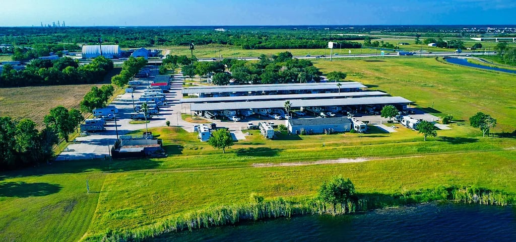 Houston East RV Resort gallery 3