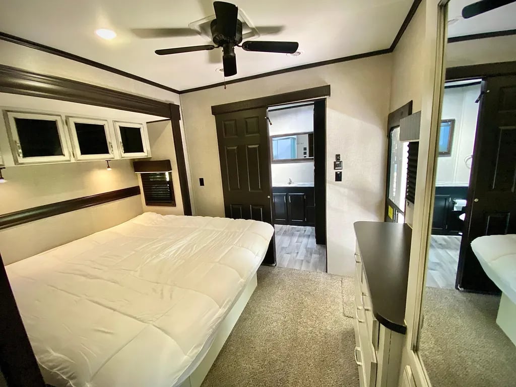 Smuggler’s Den Campground gallery 2