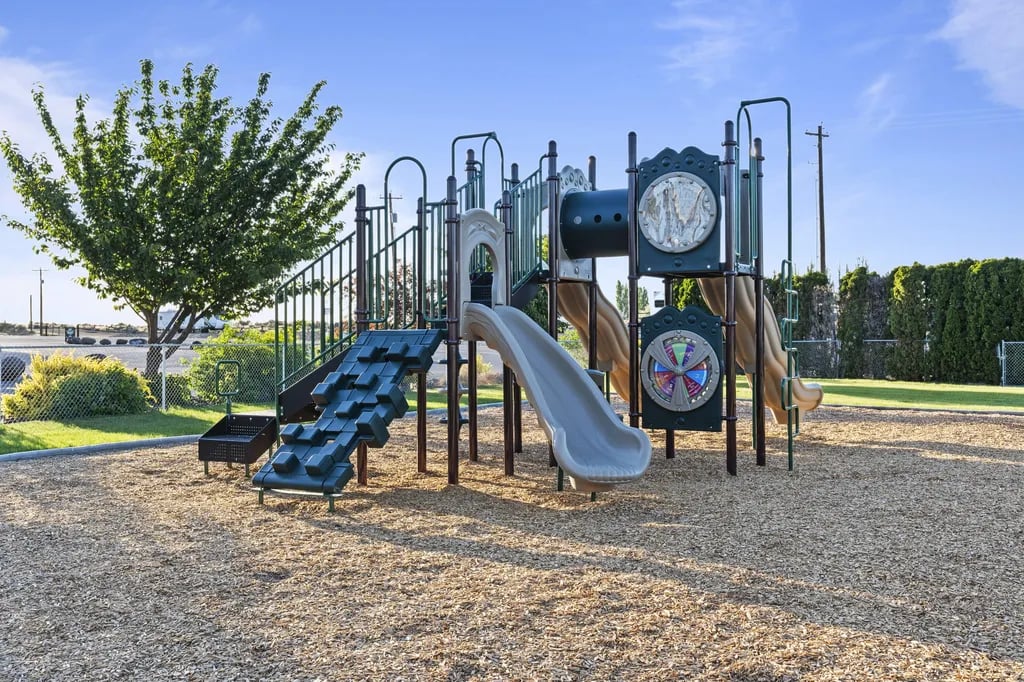 O’Sullivan Sportsman Resort gallery 2