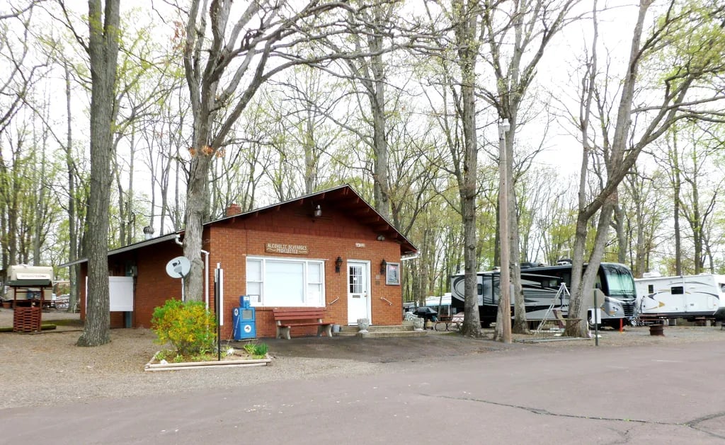 Deihls Camping Resort gallery 2