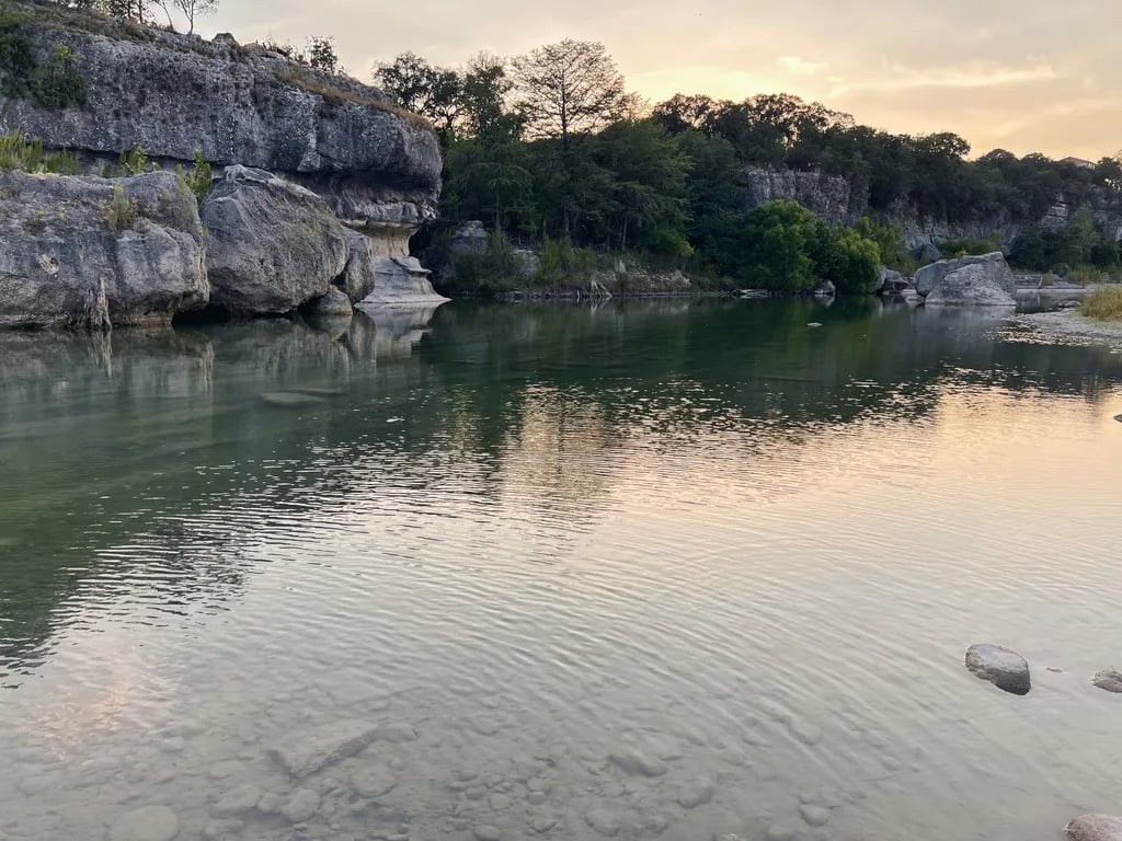 Sparrow Bend River Retreat