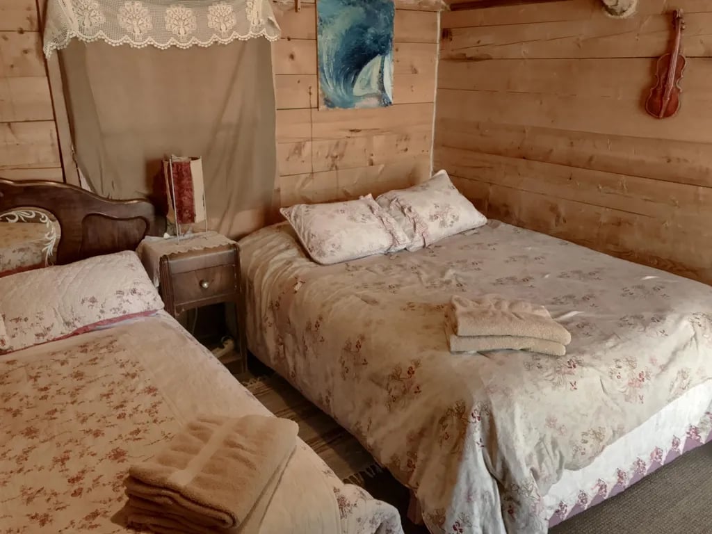 Mystic Hot Springs gallery 2