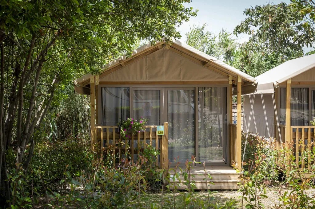 hu Roma Camping in Town gallery 3