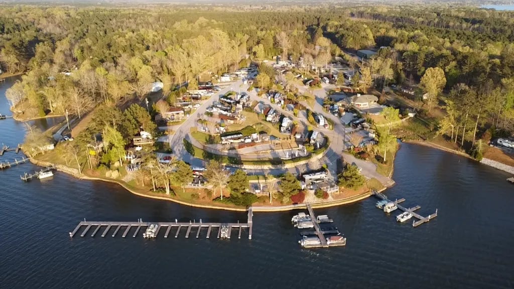 Lake Greenwood Motorcoach Resort gallery 1