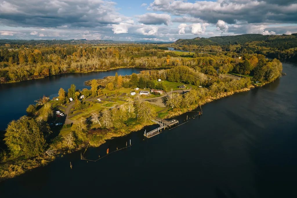 Friends Landing gallery 2