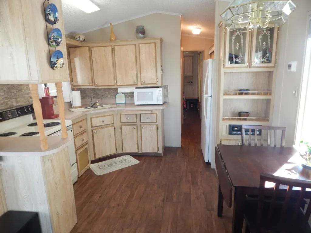 Val Vista 55+ RV Resort gallery 1
