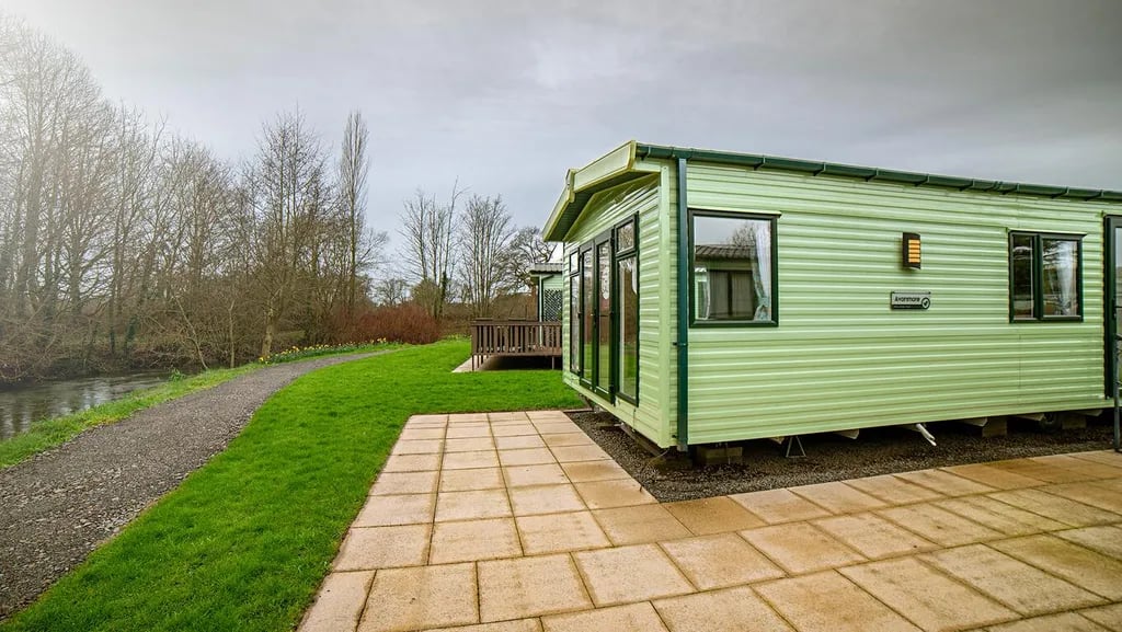 Arrow Bank Country Holiday Park gallery 2